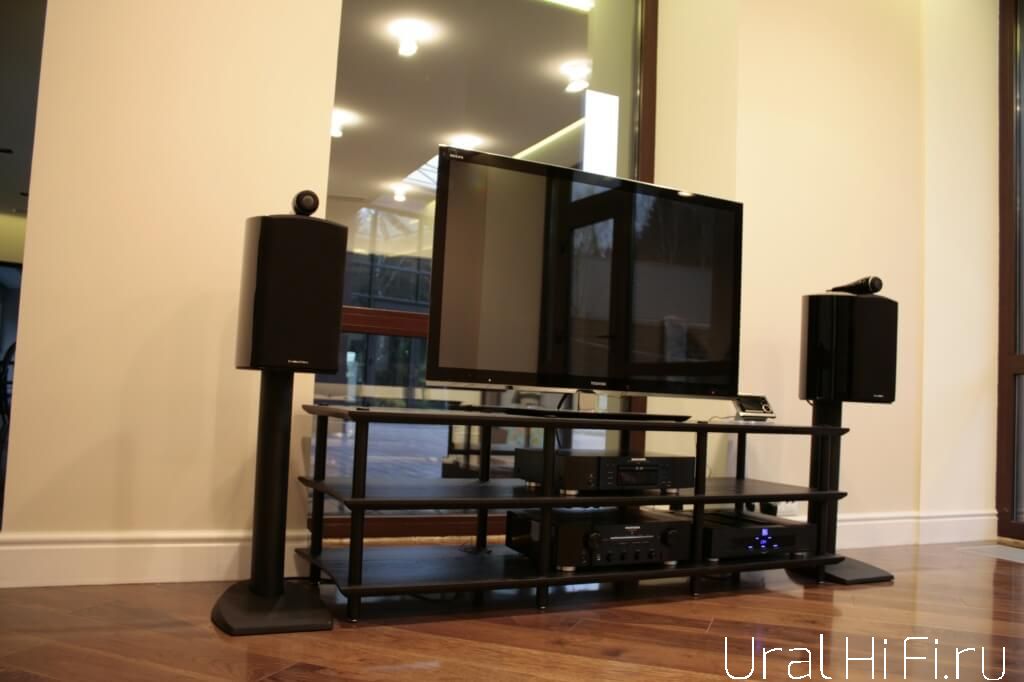 Стерео система, г. Москва. (акустика Bowers & Wilkins 805 Diamond, аппаратура Marantz).