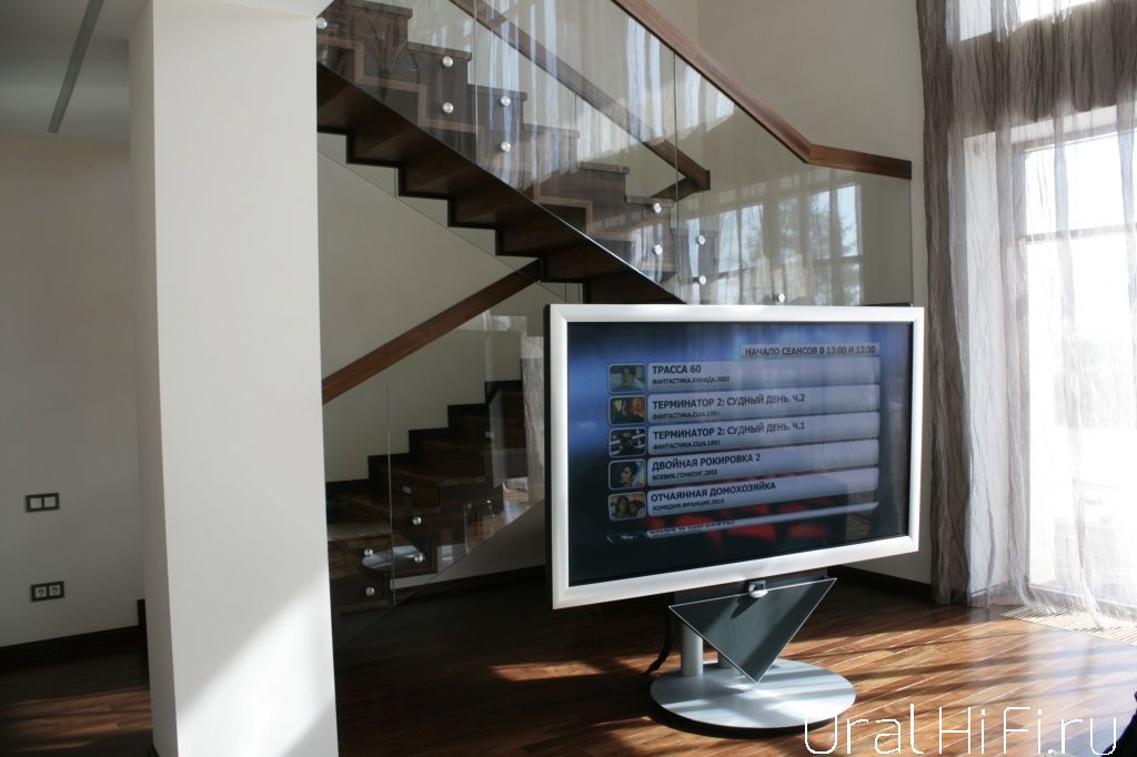 Домашний кинотеатр под ключ в Челябинске.  Студия домашних кинотеатров BOWERS & WILKINS - MARANTZ в Челябинске и Челябинской области.